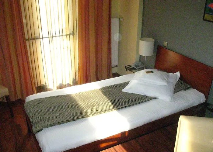 Tania-frankfurt 3*