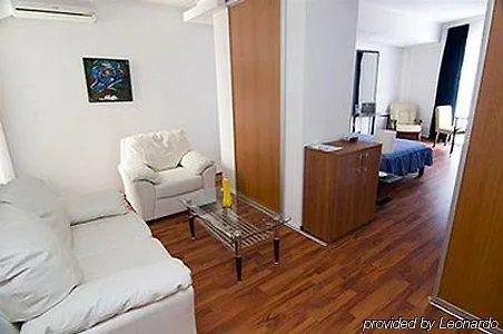 Tania-frankfurt 3* Bukarest