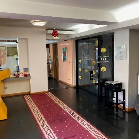 Tania-Frankfurt Hotel 3*
