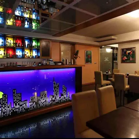 Tania-Frankfurt Hotel