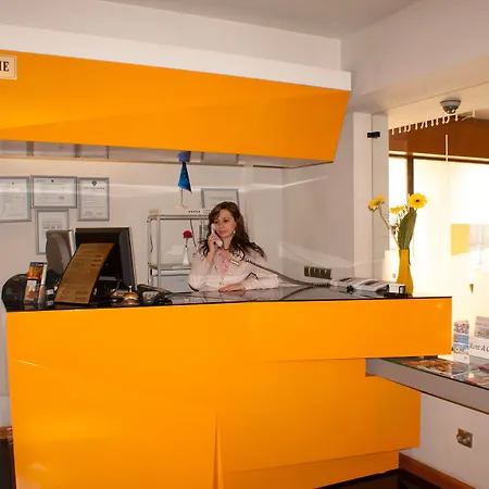 Tania-Frankfurt Hotel Hotell Bukarest