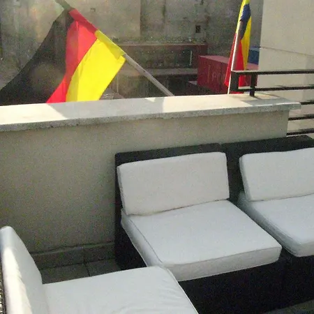 Tania-Frankfurt Hotel Hotell