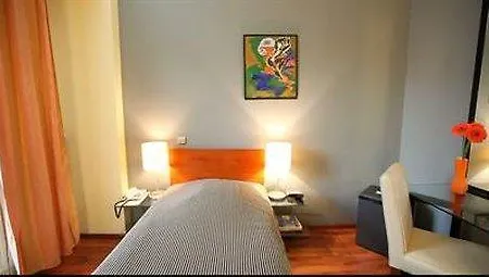 Tania-Frankfurt Hotel 3*