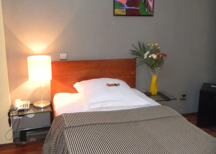 Tania-Frankfurt Hotel