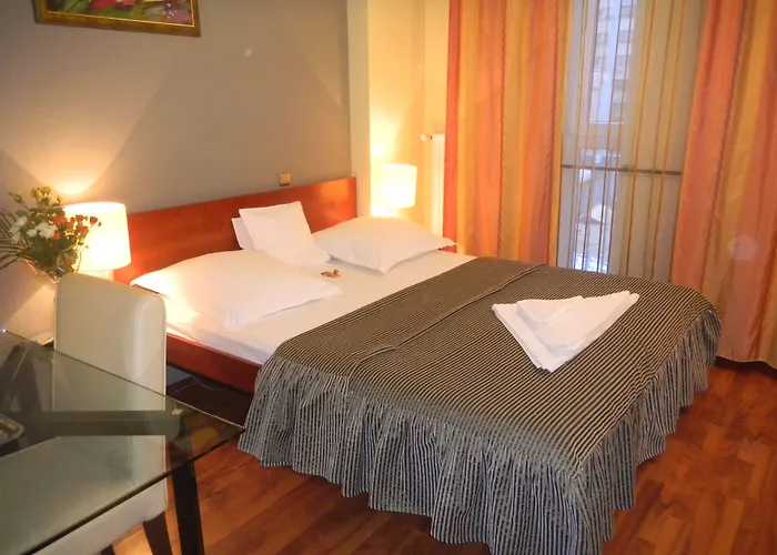 Tania-Frankfurt Hotel 3* Bukarest