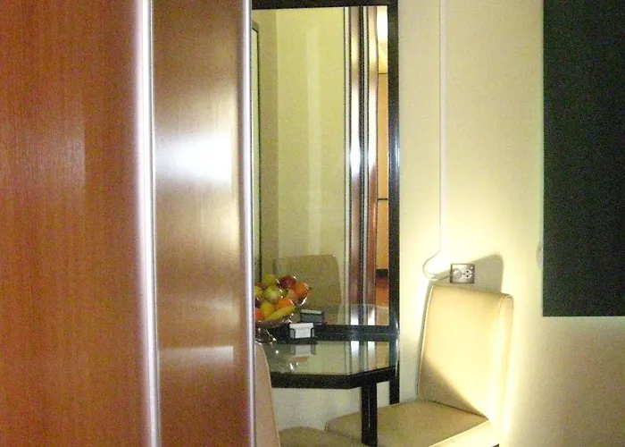 Tania-frankfurt 3*