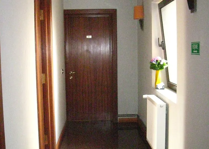 Hotell Tania-Frankfurt Hotel 3*