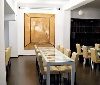 Tania-Frankfurt Hotel