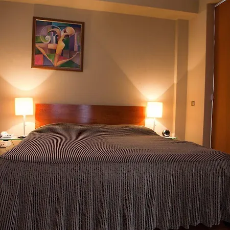 Tania-Frankfurt Hotel Бухарест