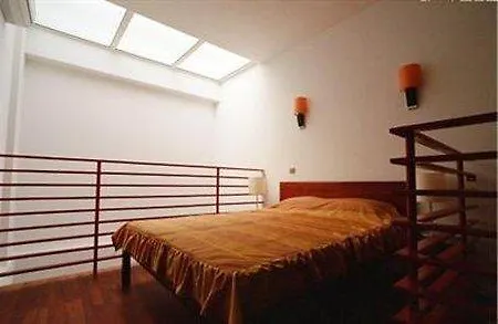 Отель Tania-Frankfurt Hotel